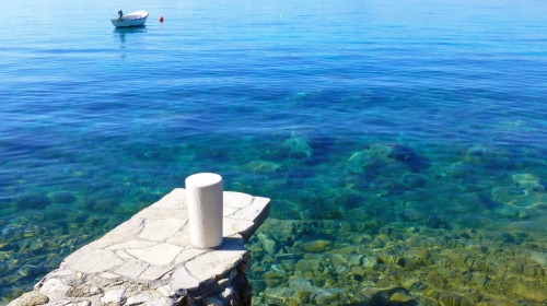 DUBROVNIK | S DIREKTNIM PRISTUPOM PLAŽI, U ZELENILU, STAN 82 m² S VRTOM 42 m2